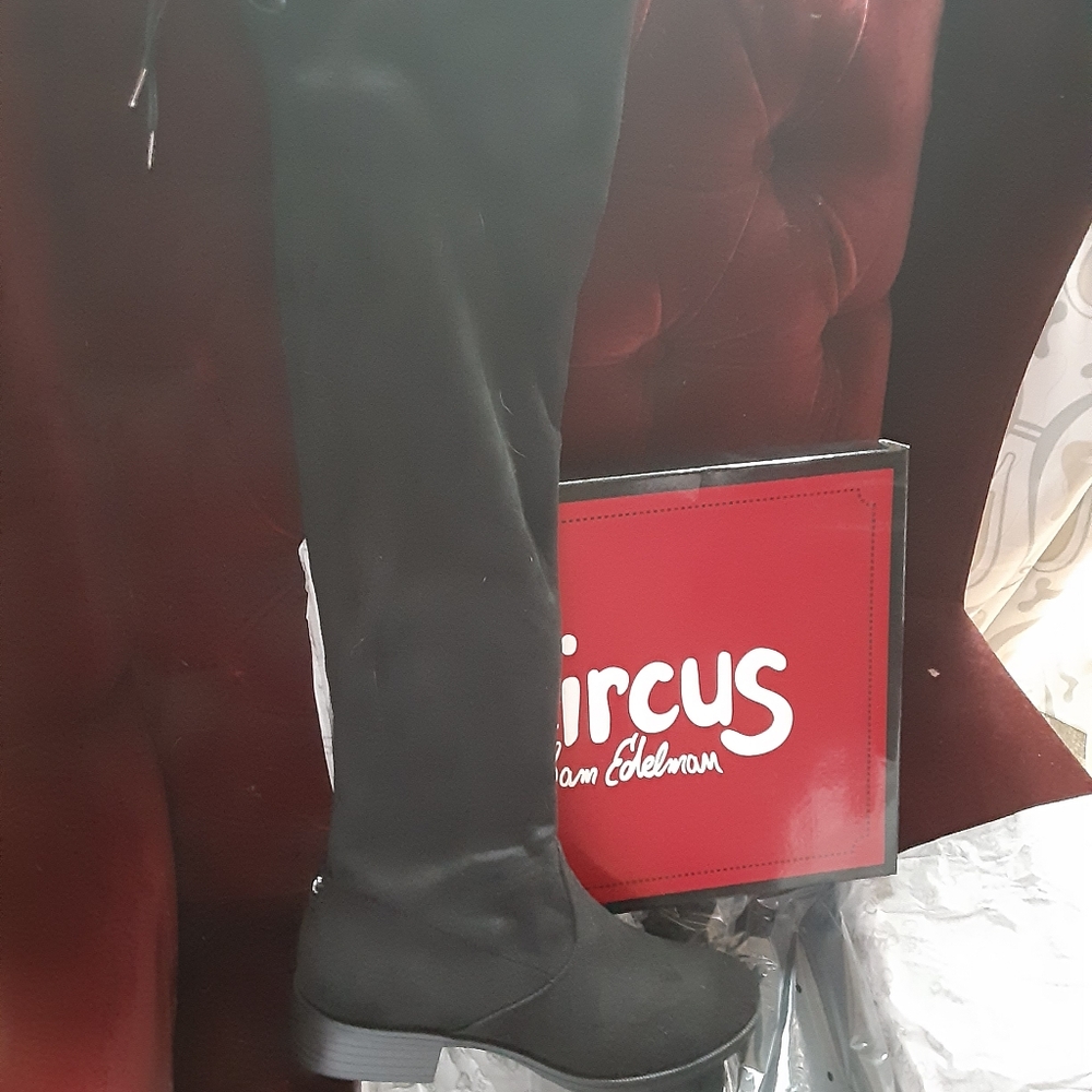 NEW Soft over the knee boots - Picture 3 of 3